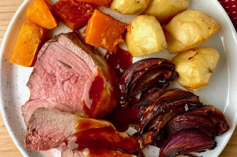 Sunday Roast Lamb with Vegetables
